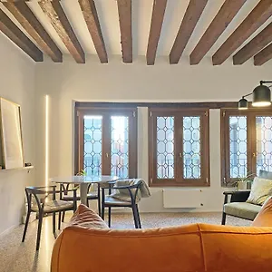 https://apt-ca-little-beauty.hotelslidodijesolo.com
