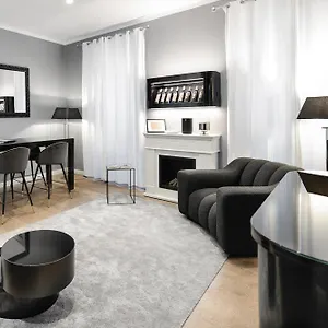 https://belsiana-elegant-apartment-in-an-exclusive-location.it-romehotels.com